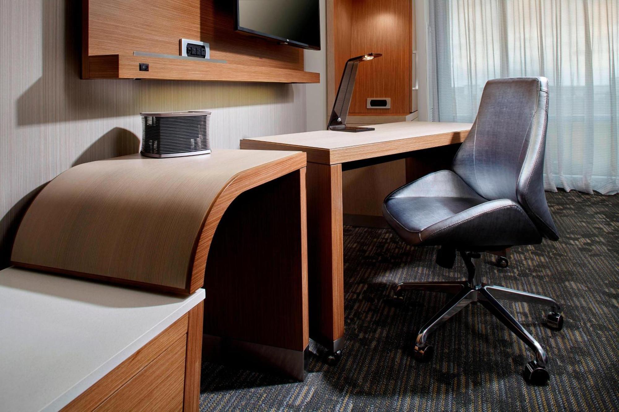 Courtyard By Marriott Orlando Lake Nona Экстерьер фото