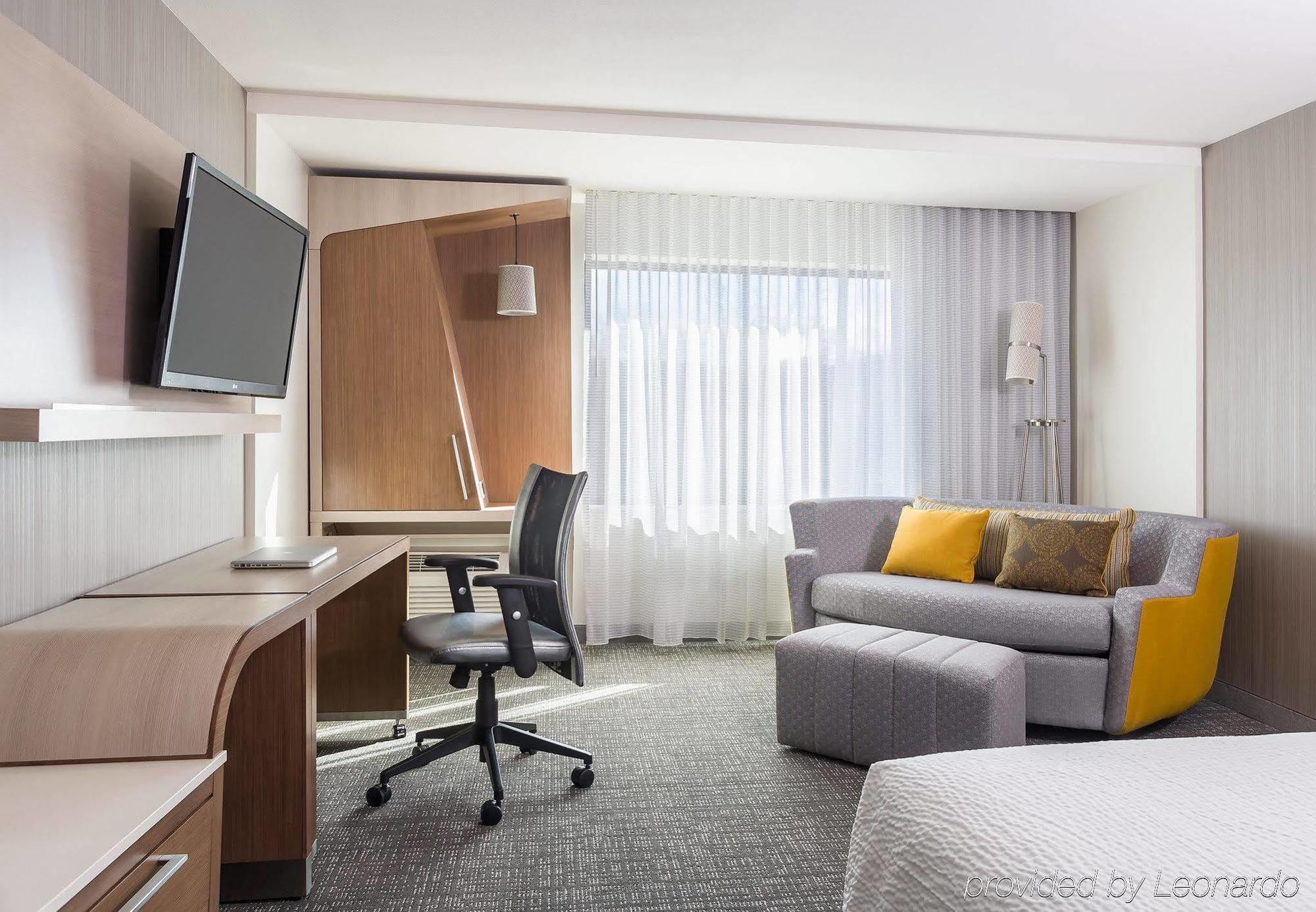 Courtyard By Marriott Orlando Lake Nona Экстерьер фото